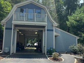 13 Pine Bluff, Lakeville MA 02347