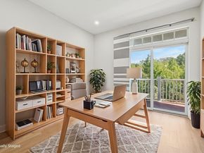 614 Pond St 2104, Braintree MA 02184