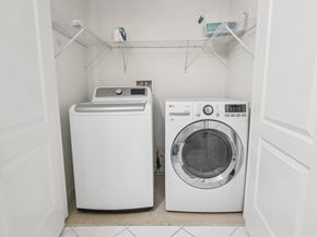 614 Pond St 2104, Braintree MA 02184