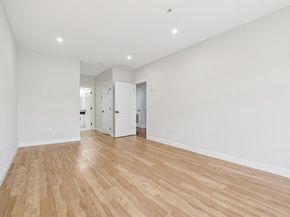 614 Pond St 2104, Braintree MA 02184