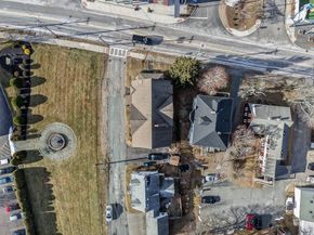 123-125 N Franklin St, Holbrook MA 02343