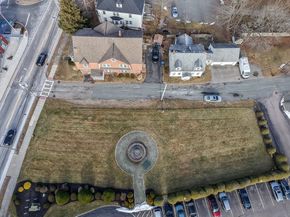 123-125 N Franklin St, Holbrook MA 02343