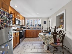 123-125 N Franklin St, Holbrook MA 02343