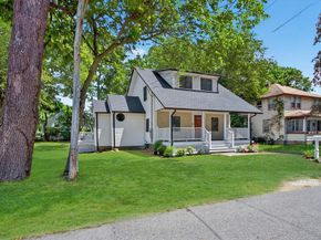 11 Mason Ave, Billerica MA 01862