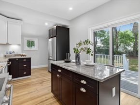 11 Mason Ave, Billerica MA 01862