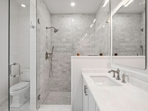 66 Pleasant Street 2, Marblehead MA 01945