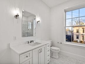 66 Pleasant Street 2, Marblehead MA 01945