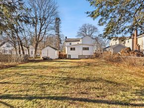 18 Sagamore Rd, Brockton MA 02301