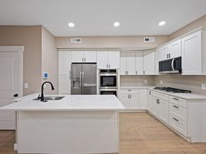 5 Monmouth St, Boston MA 02128