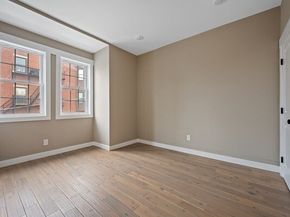 5 Monmouth St, Boston MA 02128