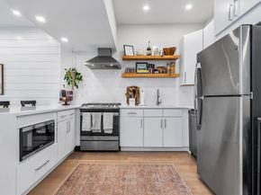 215 Maverick 2, Boston MA 02128