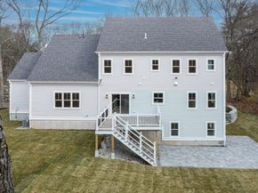 6 Briar Ln, Natick MA 01760