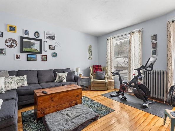 322 Highland St, Worcester MA 01602