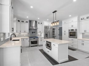 262 Meadowbrook Rd, Dedham MA 02026