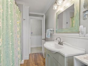 8 Westwood Rd, Plymouth MA 02360