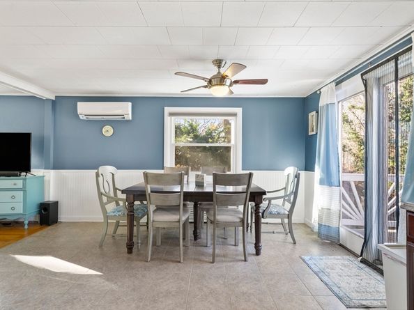 8 Westwood Rd, Plymouth MA 02360