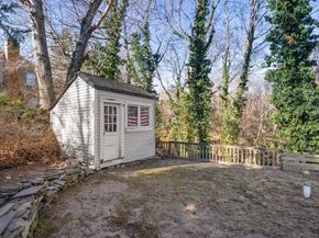 8 Westwood Rd, Plymouth MA 02360