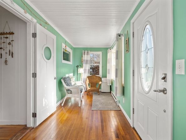 8 Westwood Rd, Plymouth MA 02360