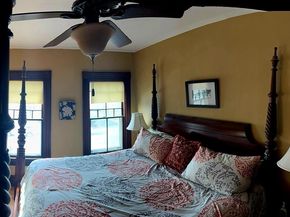 58 Oak St, Boston MA 02136