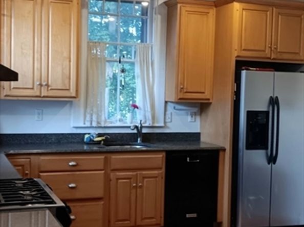 58 Oak St, Boston MA 02136