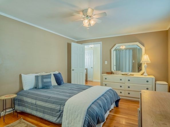 146 Burrill St, Swampscott MA 01907