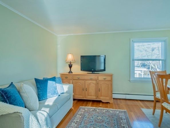 146 Burrill St, Swampscott MA 01907