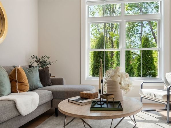 7 Cross St 102, Wilmington MA 01887