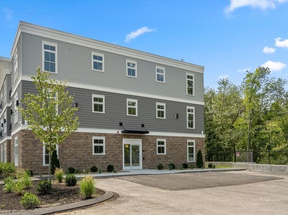 7 Cross St 102, Wilmington MA 01887