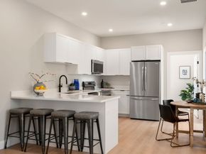 7 Cross St 102, Wilmington MA 01887