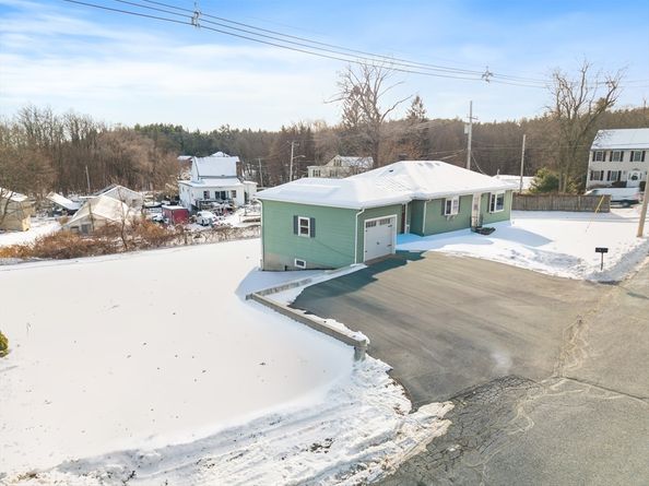 7 Saint Paul St, Fitchburg MA 01420