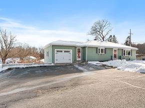 7 Saint Paul St, Fitchburg MA 01420