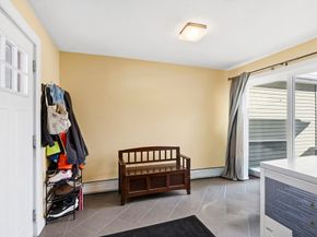 7 Saint Paul St, Fitchburg MA 01420