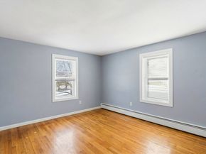 7 Saint Paul St, Fitchburg MA 01420