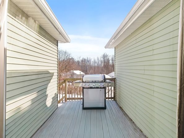 7 Saint Paul St, Fitchburg MA 01420