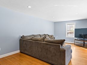 7 Saint Paul St, Fitchburg MA 01420