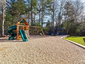 10 Mockingbird Hill, Bridgewater MA 02324