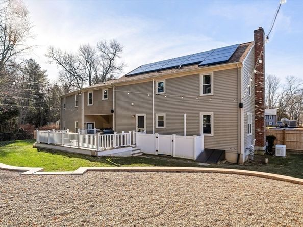 10 Mockingbird Hill, Bridgewater MA 02324