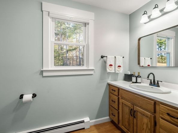 10 Mockingbird Hill, Bridgewater MA 02324