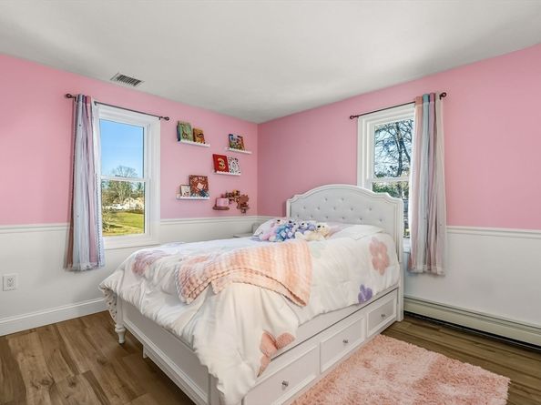 10 Mockingbird Hill, Bridgewater MA 02324