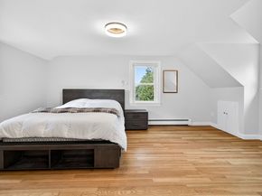 37 Pine St, Bedford MA 01730