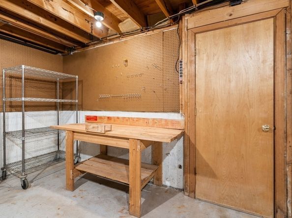 45 Ireta Rd, Shrewsbury MA 01545