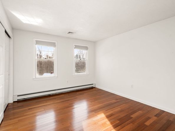 45 Ireta Rd, Shrewsbury MA 01545