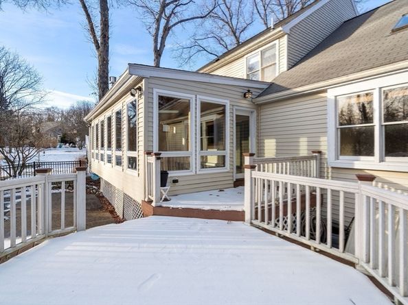 45 Ireta Rd, Shrewsbury MA 01545