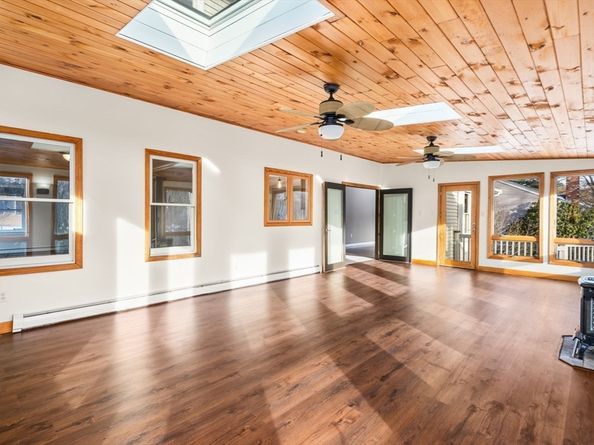 45 Ireta Rd, Shrewsbury MA 01545