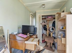 2 Kosta Ave, Rutland MA 01543