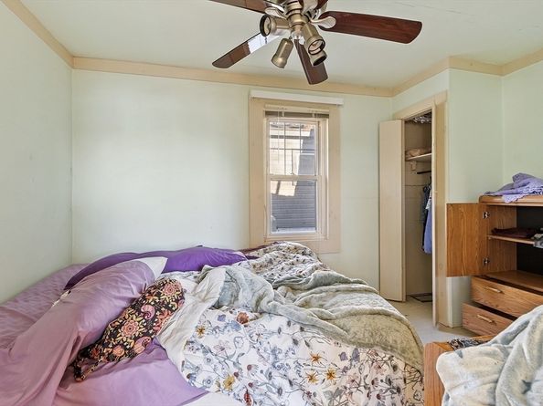 2 Kosta Ave, Rutland MA 01543