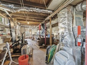 2 Kosta Ave, Rutland MA 01543