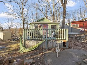 2 Kosta Ave, Rutland MA 01543