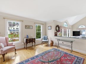 7 Farmside Dr, Pembroke MA 02359