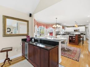 7 Farmside Dr, Pembroke MA 02359